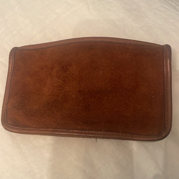 Coach RARE BERKELEY makeup case - Picture 5 of 7